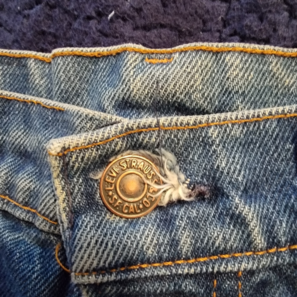 Vintage Levi's 20505 0217 34x32 Jeans Blue Denim USA Made 80s Red Tab.